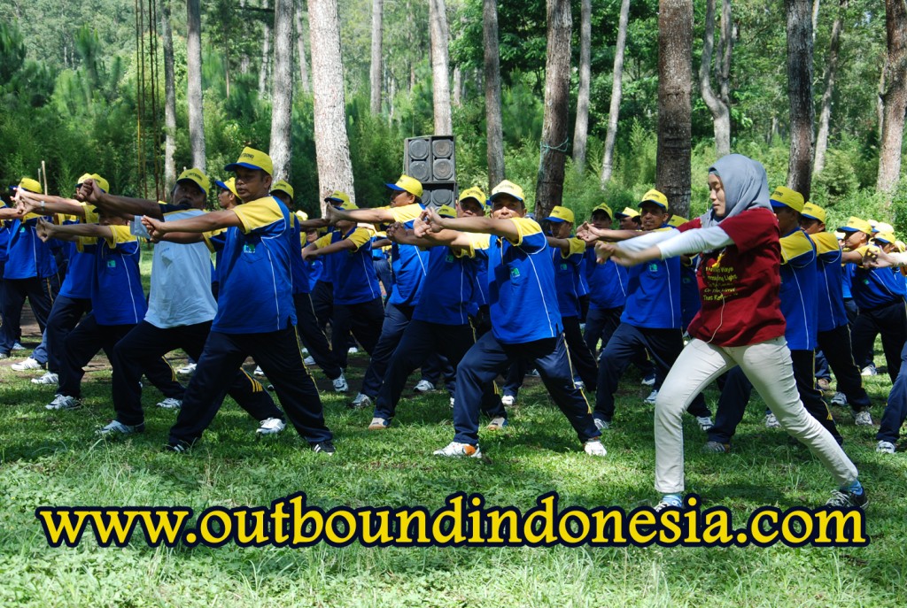 OUTBOUND MEMBANGUN BUDAYA PATUH ATURAN UNTUK MEWUJUDKAN PDAM KABUPATEN MALANG GELOMBANG 3 YANG LEBIH BAIK DI COBAN RONDO BATU, www.outboundindonesia.com, 081 334 664 876 outbound training adalah,outbound training program,outbound training,outbound training definition,outbound training di batu malang,outbound training di jawa timur,fungsi outbound training,fasilitator outbound training,games outbound game training,game outbound training,outbound indonesia,outbound indonesia.com,outbound di indonesia,outbound terbaik di indonesia,outbound terbesar di indonesia,outbound travel agents in indonesia,outbound di malang malang indonesia,indonesia outbound tour operators,outbound training indonesia
