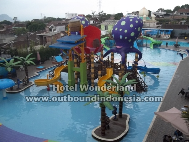 Hotel Wonderland